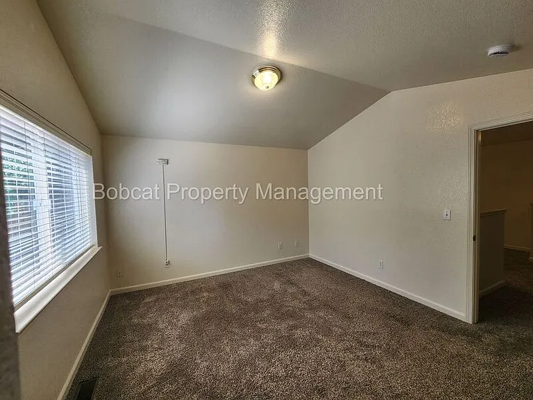 1331 Chichester Dr — Photo 11