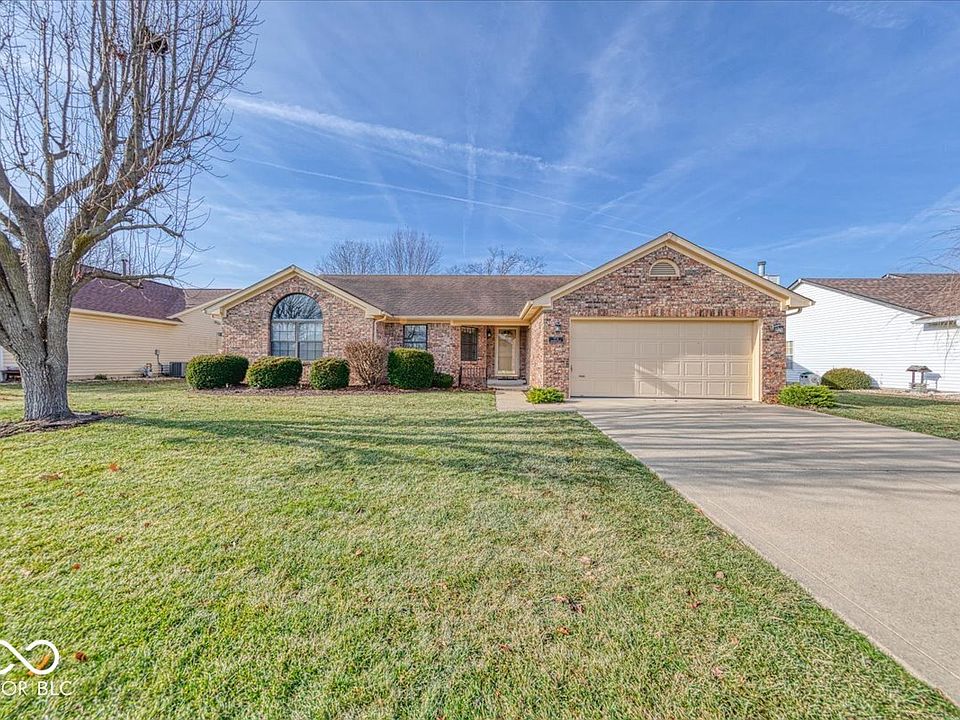 1st image of 974 Ellington Cir