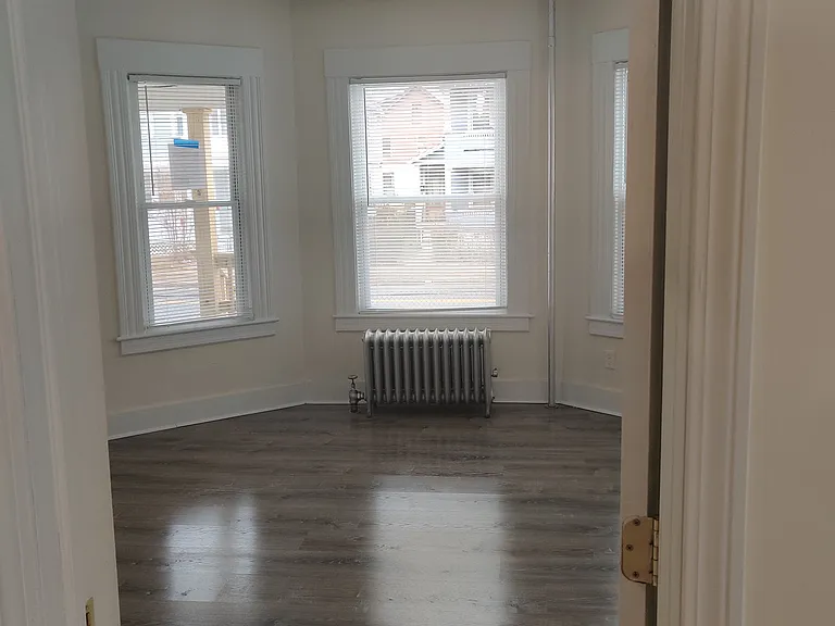 256 White St #1 — Photo 8
