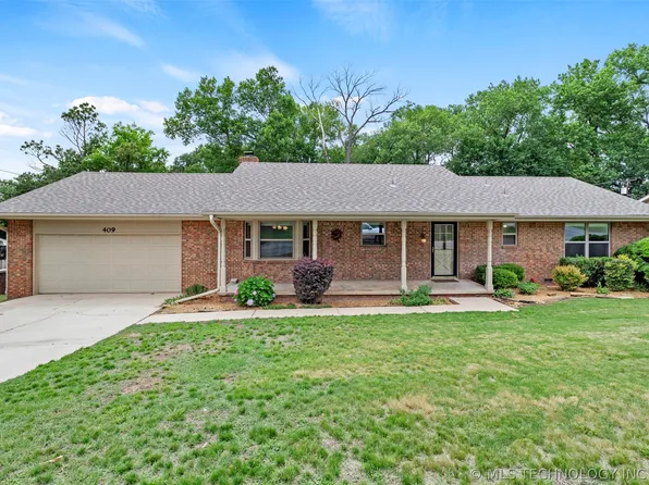 409 E 14th Pl, Ada, OK 74820