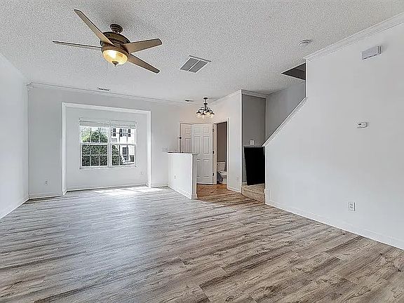 4th image of 3367 Bridgeville Rd