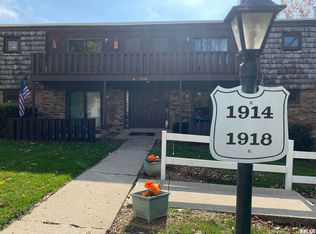 1914 Jeanette Ln APT 8, Springfield, IL 62702