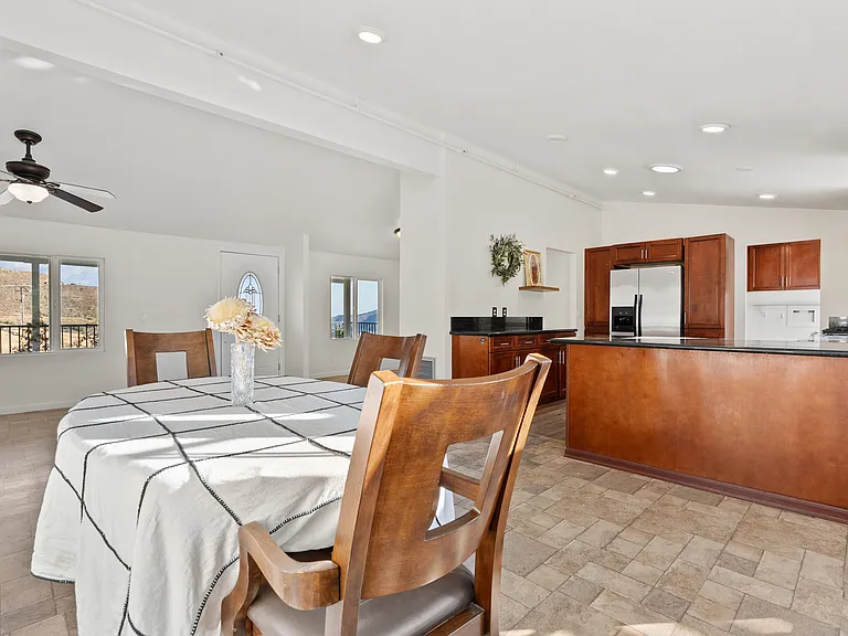 35401 Ridge Route Rd — Photo 17