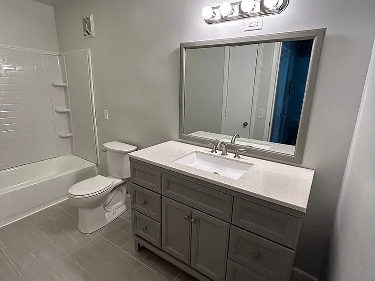 246 White Bridge Rd #C5 — Photo 7
