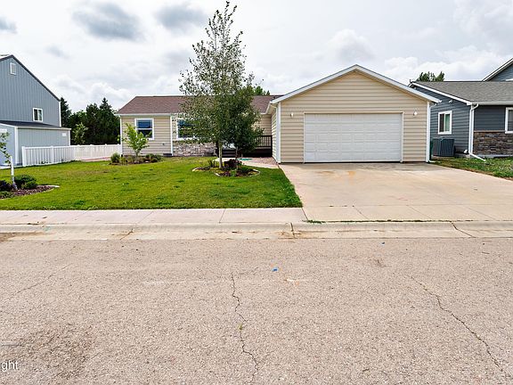 3rd image of 5302 Penny Ln