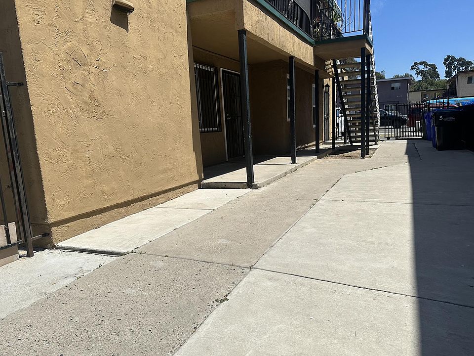 1st image of 5378 Imperial Ave #1