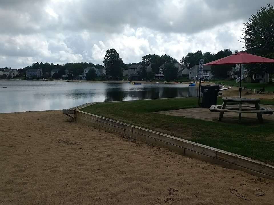 1st image of 1477 Stillwater Dr