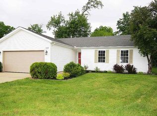 320 Ardennes Ct, Mishawaka, IN 46545