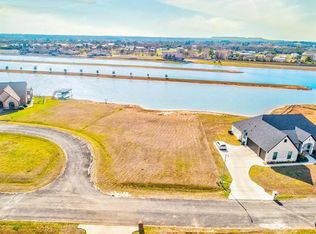 4010 Upper Lake Cir, Granbury, TX 76049