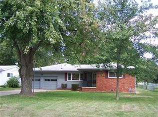 2703 E Stanford St, Springfield, MO 65804