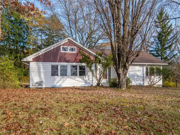 117 Clover Ln, Ithaca, NY 14850