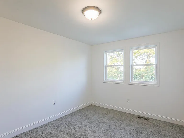 5419 Hillen Rd — Photo 28
