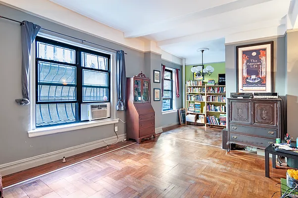 Sold by Compass | media 9