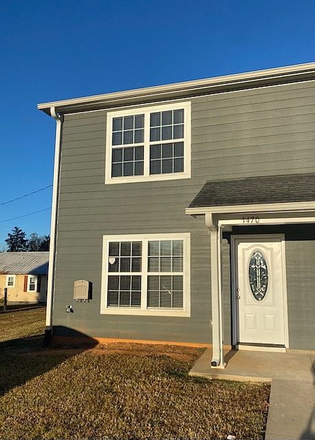 1st image of 1470 Crowell St #1470