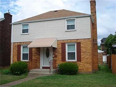 1020 Kennedy Dr photo 1