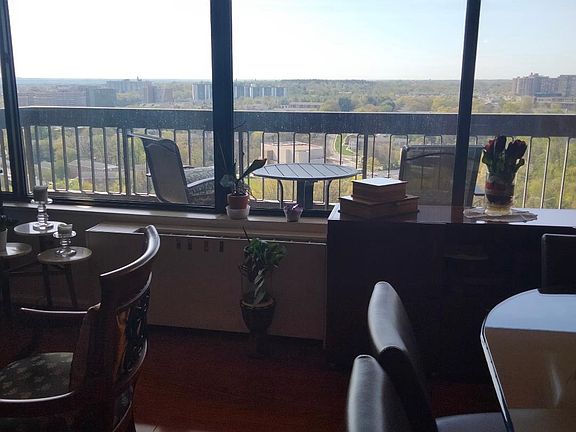 5th image of 3705 S George Mason Dr APT 1809S