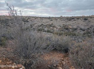 9790 E Antrim Rd, Dewey, AZ 86327