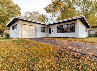 3934 Madeline Dr, Saint Louis, MO 63114