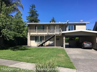 383 Riverside Dr, Napa, CA 94559