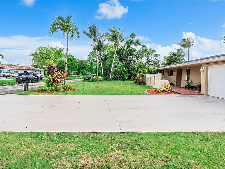 13241 SW 99th Ct — Photo 9