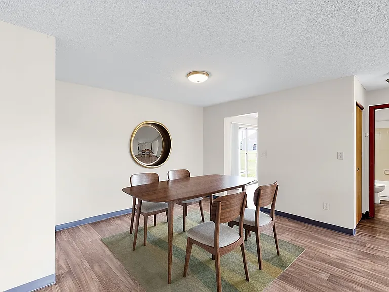 Cinnamon Ridge Apartments — Photo 15