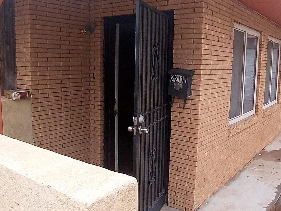 ENTRANCE DOOR