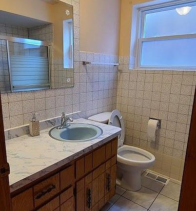5th image of 6210 S Kildare Ave #1