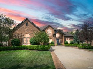 56403 Tatton Park Dr, Macomb, MI 48042