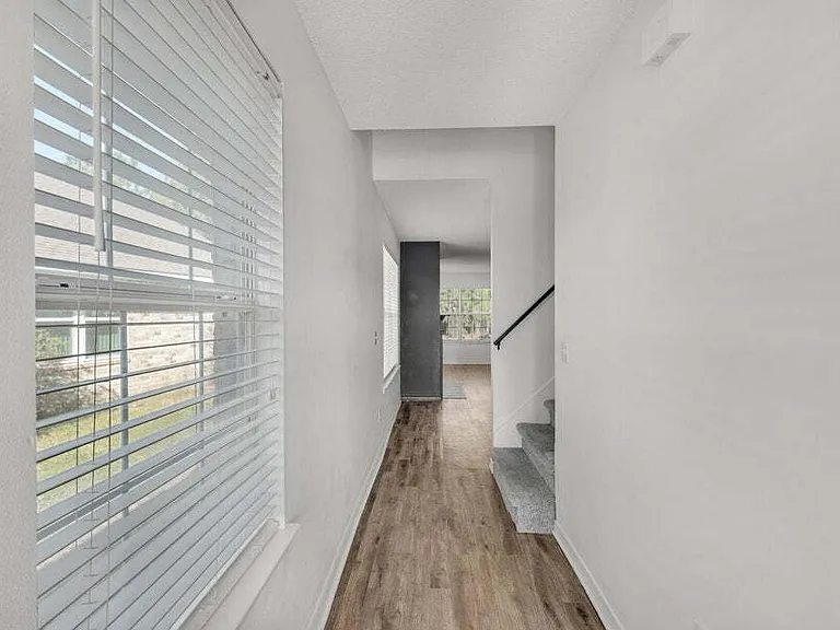 9756 Seafarers Way — Photo 2