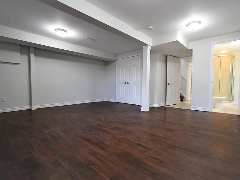 19 A College Cres #BASEMENT — Photo 15