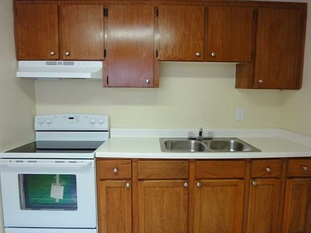 3rd image of 1806 E 139th Ave #Ab