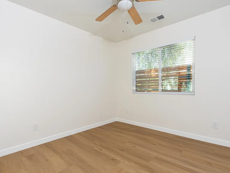 4824 Rolando Blvd — Photo 18