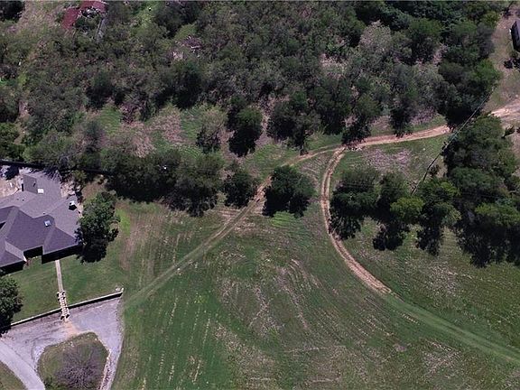 2nd image of 5980 Myra Dr