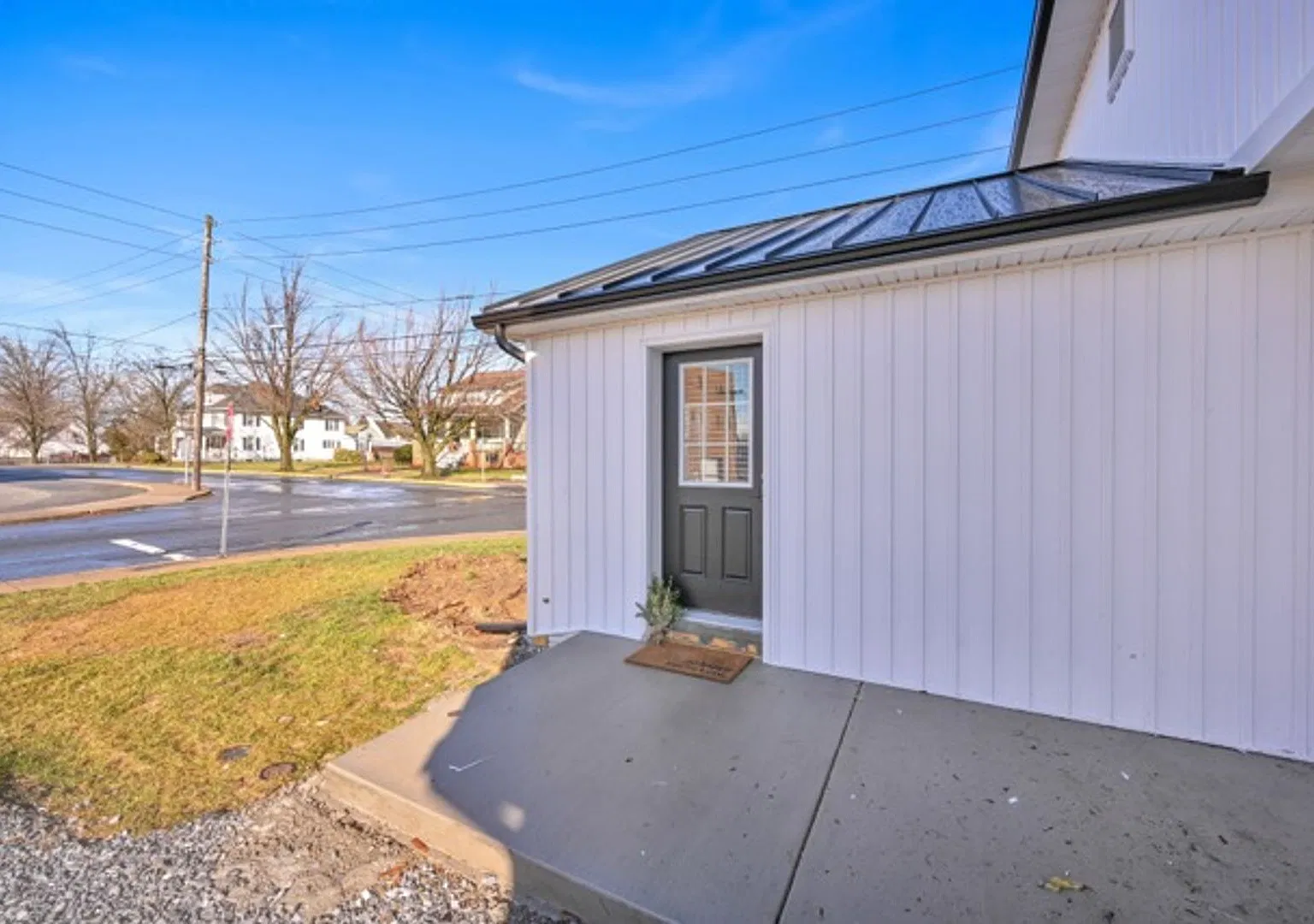Updated 3 Bed 2 Bath Home In Lititz — Photo 3
