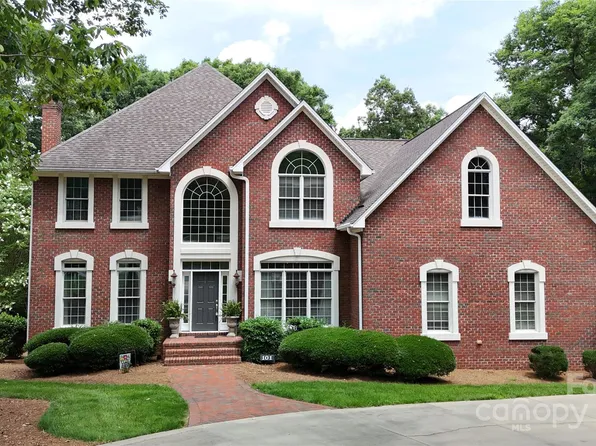 101 Saddletree Rd, Lincolnton, NC 28092