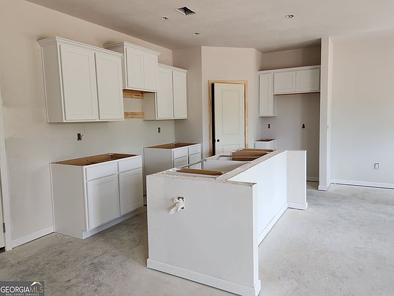 5th image of 52 Umber Ln Lot 20