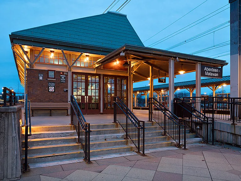 The Link at Aberdeen Station — Photo 1