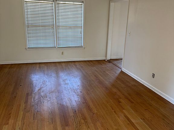 5th image of 3669 Greentree Farms Dr