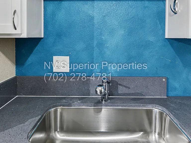 1401 Elizabeth Ave #2 — Photo 9