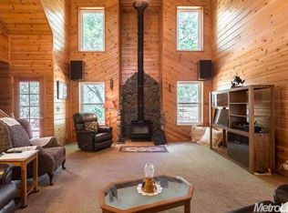 1020 Trails End Dr, Placerville, CA
