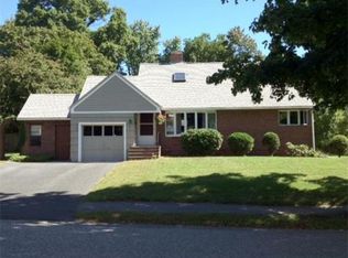 6 Murdoch Rd, Natick, MA 01760