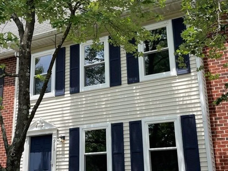 911 Grayfox Cir