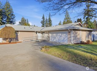 5301 76th Pl NE, Marysville, WA