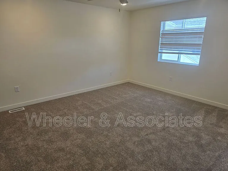 448 W 1080 S — Photo 13