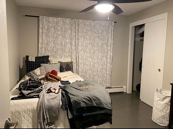 3rd image of 6004 S Keeler Ave #1