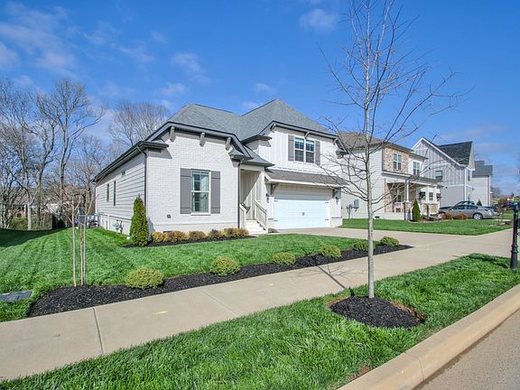 3rd image of 2274 Chaucer Park Ln
