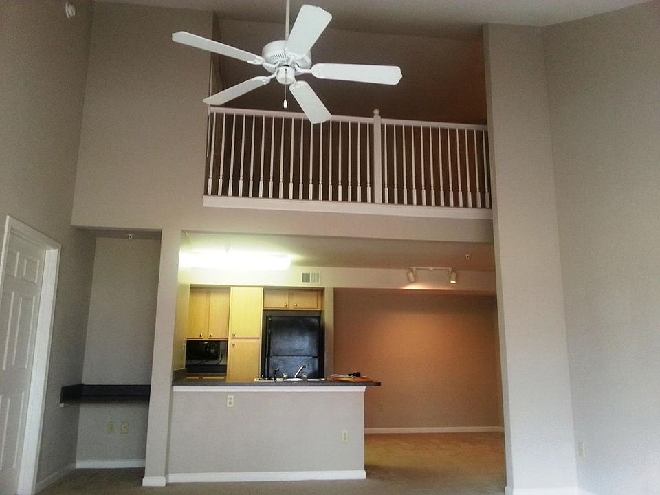 kitchen/loft
