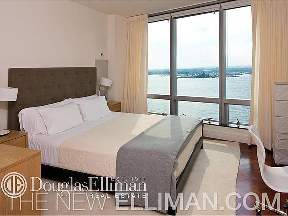 2nd image of 10 Little West St #20G