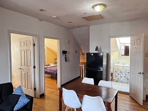 5th image of 647 Cambridge St #4