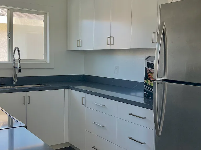 241 Washington St #4 — Photo 4